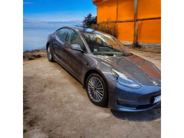 Tesla Model 3 M Performance on R18 riepas + RONAL R68 hyper grey 8.00x18 Offset 40