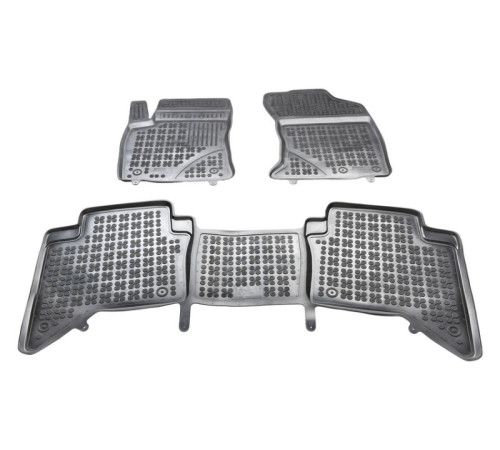 Toyota Hilux начиная с  2015, 4-door