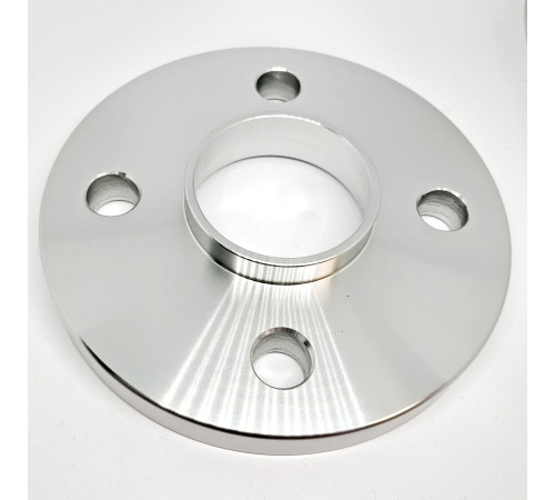 15 mm Flancis (PCD 4x100, centrs 57.1mm) Audi, VW, BMW E30