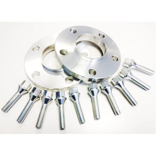 15 mm Adapteri BMW E39 E70 E71 ( pārējas no 5x120. 74.1mm uz 5x120. 72.6) 2 gab. un skrūves