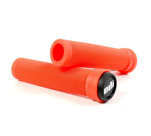 Grips ODI Soft Longneck BMX Flangless 143mm Fire red