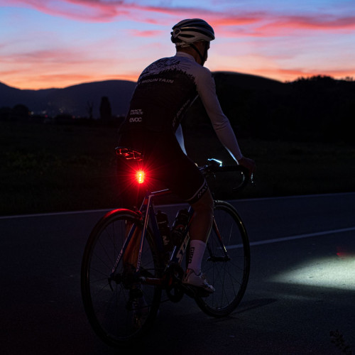 Aizmugurējais lukturis Sigma Buster 80 USB