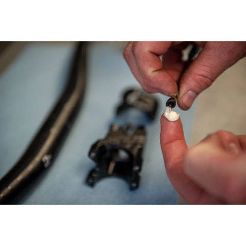 Grease Finish Line Premium Synthetic 100g