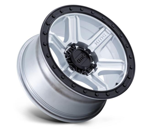 18'' 6x139.7 KMC KM551 Outrun Machined With Gloss Black Lip ET18 9J