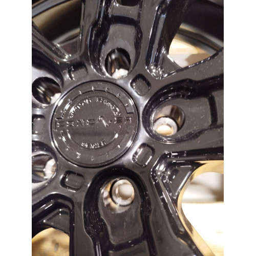 215/50R17 MAXXIS PREMITRA ICE 5 SP5 95T XL Friction CDA69 3PMSF IceGrip M+S